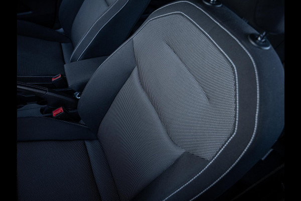 Seat Arona 1.0 TSI Xcellence Business Intense - Led l ACC l Camera l Virt. Cockp. l Apple Cplay l Keyless