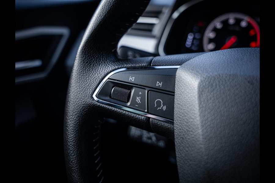Seat Arona 1.0 TSI Xcellence Business Intense - Led l ACC l Camera l Virt. Cockp. l Apple Cplay l Keyless