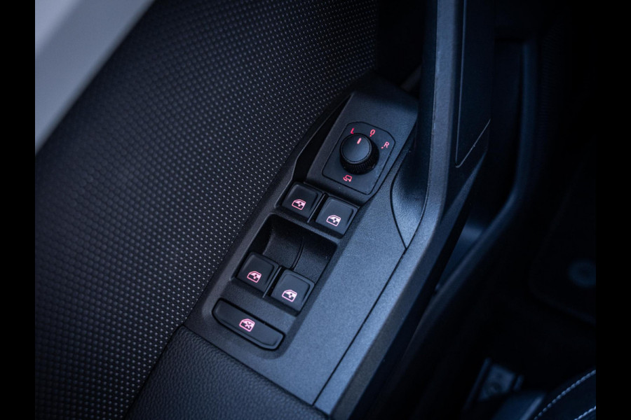 Seat Arona 1.0 TSI Xcellence Business Intense - Led l ACC l Camera l Virt. Cockp. l Apple Cplay l Keyless