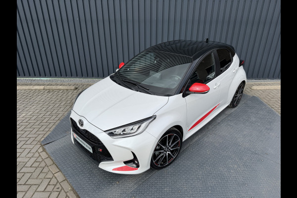 Toyota Yaris 1.5 Hybrid GR Sport / Bi tone | Head-up | BSM | Rijklaar!!