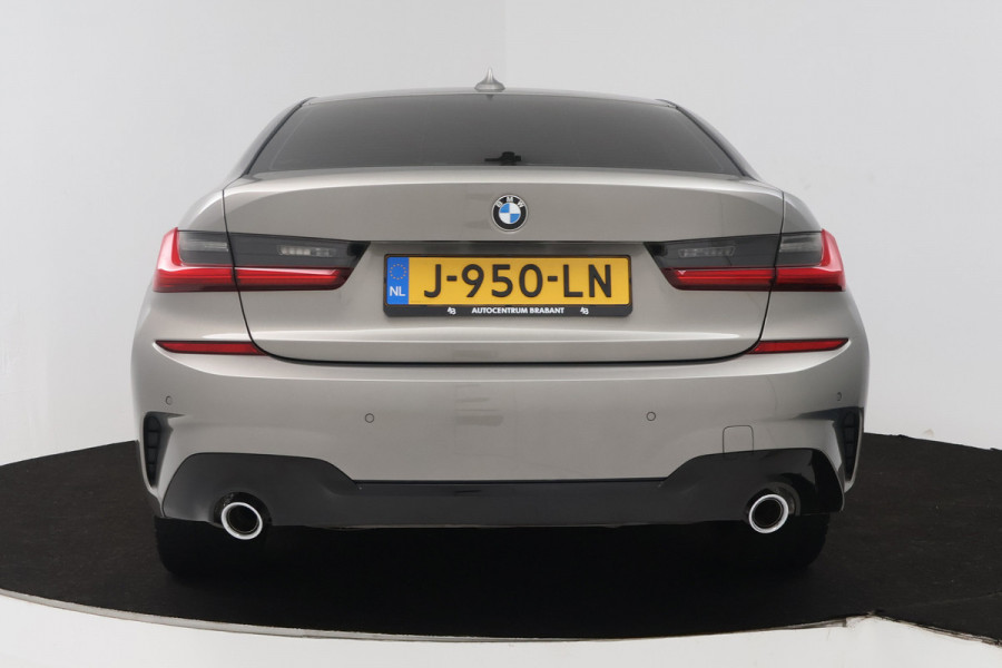 BMW 3-serie 330e eDrive Edition M Sport (HARMAN/KARDON, M-PAKKET, STOELVERWAMRING, DEALER ONDERHOUDEN)