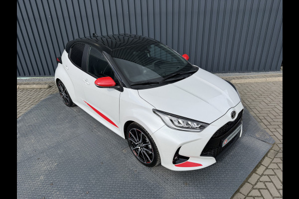 Toyota Yaris 1.5 Hybrid GR Sport / Bi tone | Head-up | BSM | Rijklaar!!