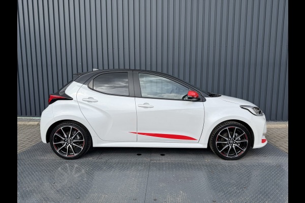 Toyota Yaris 1.5 Hybrid GR Sport / Bi tone | Head-up | BSM | Rijklaar!!