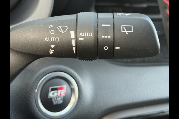 Toyota Yaris 1.5 Hybrid GR Sport / Bi tone | Head-up | BSM | Rijklaar!!