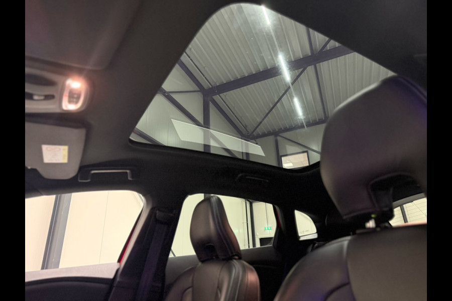 Volvo V40 2.0 T4 Business Sport R-Design Navi Pano Nap Pdc Camera Cruise Leder Stoelverw.