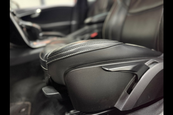 Volvo V40 2.0 T4 Business Sport R-Design Navi Pano Nap Pdc Camera Cruise Leder Stoelverw.