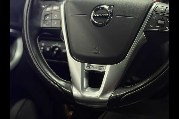 Volvo V40 2.0 T4 Business Sport R-Design Navi Pano Nap Pdc Camera Cruise Leder Stoelverw.