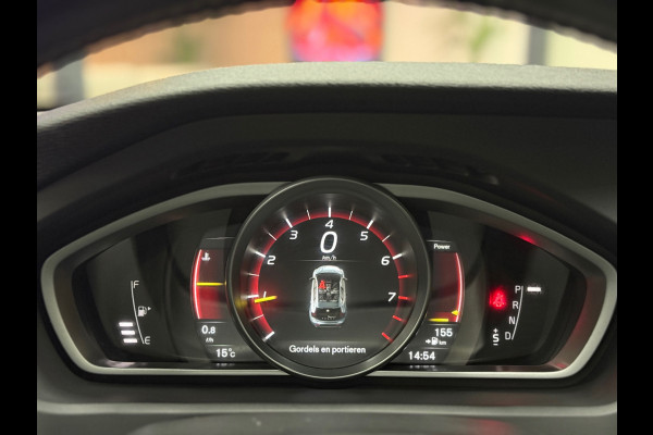 Volvo V40 2.0 T4 Business Sport R-Design Navi Pano Nap Pdc Camera Cruise Leder Stoelverw.