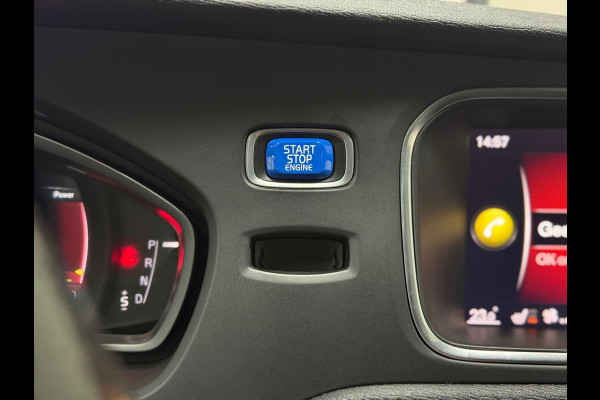 Volvo V40 2.0 T4 Business Sport R-Design Navi Pano Nap Pdc Camera Cruise Leder Stoelverw.