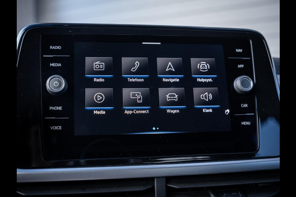 Volkswagen T-Roc 1.5 TSI Life - ACC l Apple Cplay l Camera l Navigatie