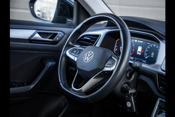 Volkswagen T-Roc 1.5 TSI Life - ACC l Apple Cplay l Camera l Navigatie