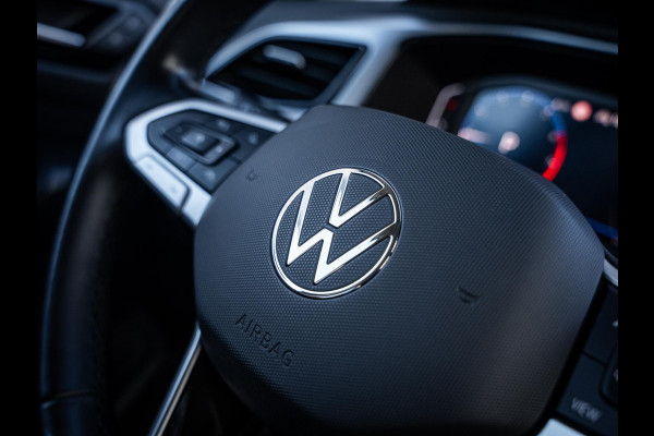 Volkswagen T-Roc 1.5 TSI Life - ACC l Apple Cplay l Camera l Navigatie