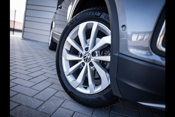 Volkswagen T-Roc 1.5 TSI Life - ACC l Apple Cplay l Camera l Navigatie