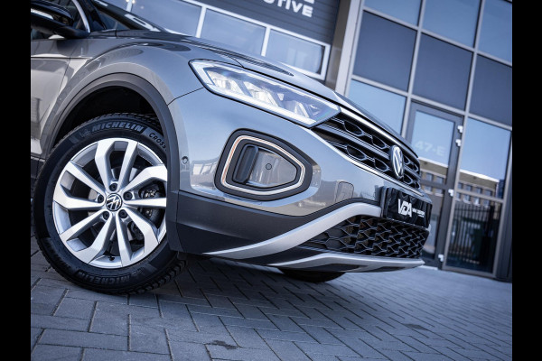 Volkswagen T-Roc 1.5 TSI Life - ACC l Apple Cplay l Camera l Navigatie