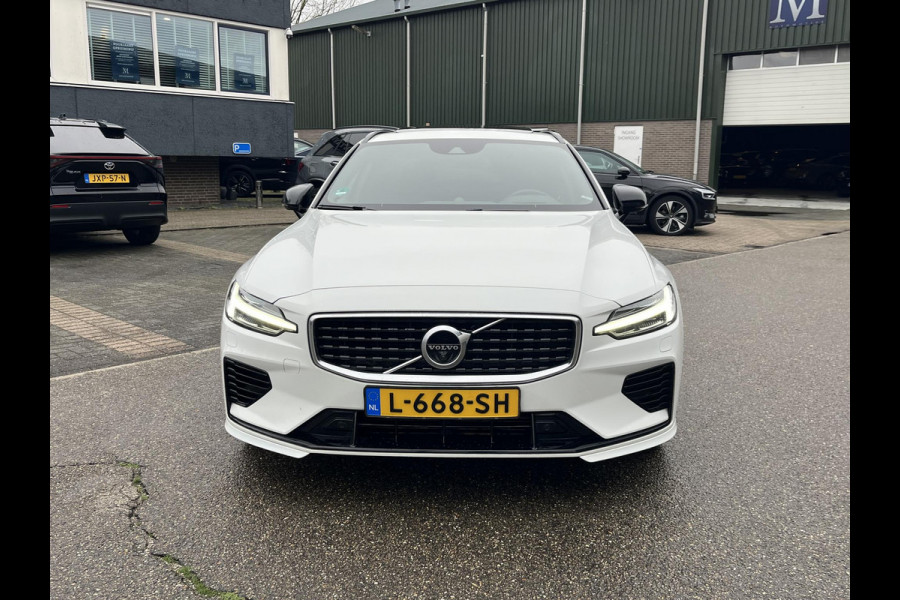 Volvo V60 2.0 T8 Twin Engine AWD R-Design FULL OPTIONS| BOWERS & WILKINS | PANO| ELEK. TREKHAAK| STOELVERWARMING+ VENTILATIE | ACHTERBANK VERWARMD| MEMORY STOELEN| NAPPALEDER| HEAD-UP| DODE HOEK|