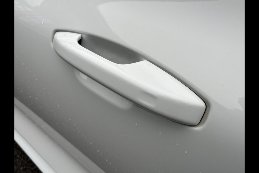 Volvo V60 2.0 T8 Twin Engine AWD R-Design FULL OPTIONS| BOWERS & WILKINS | PANO| ELEK. TREKHAAK| STOELVERWARMING+ VENTILATIE | ACHTERBANK VERWARMD| MEMORY STOELEN| NAPPALEDER| HEAD-UP| DODE HOEK|