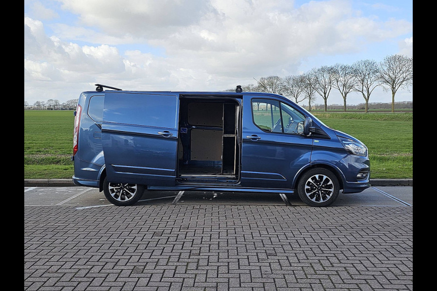 Ford Transit Custom 310 2.0 TDCI L2H1 Sport ac automaat EURO6 navi carplay