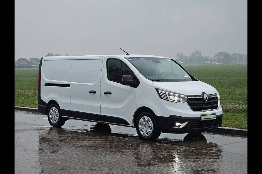 Renault Trafic 2.0 dCi 150 L2H1 2x zijdeur, automaat, airco, navi, camera, pdc, trekhaak