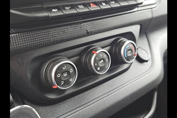 Renault Trafic 2.0 dCi 150 L2H1 2x zijdeur, automaat, airco, navi, camera, pdc, trekhaak