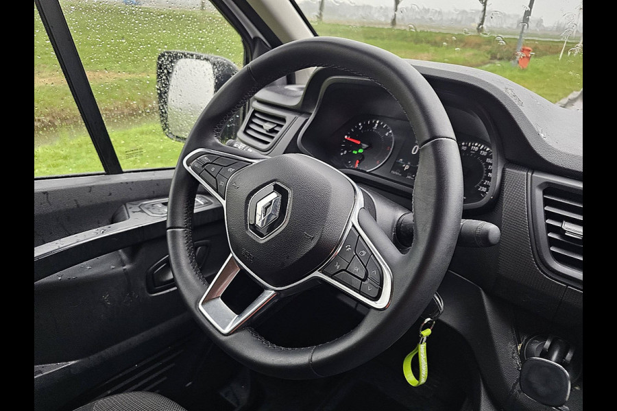 Renault Trafic 2.0 dCi 150 L2H1 2x zijdeur, automaat, airco, navi, camera, pdc, trekhaak