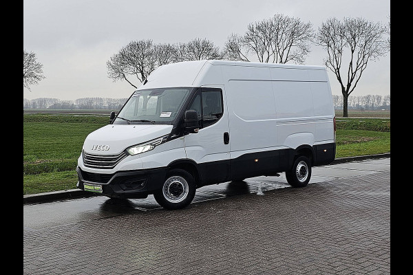 Iveco Daily 35S14V 2.3 352 L3H2 ac automaat EURO6 LED trekhaak 3500 kg
