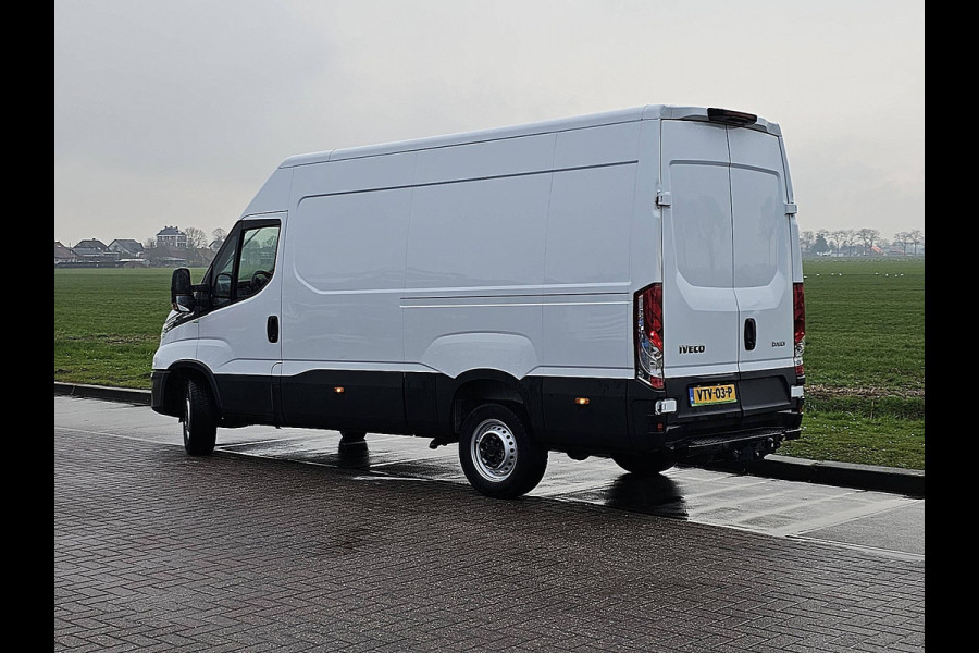 Iveco Daily 35S14V 2.3 352 L3H2 ac automaat EURO6 LED trekhaak 3500 kg