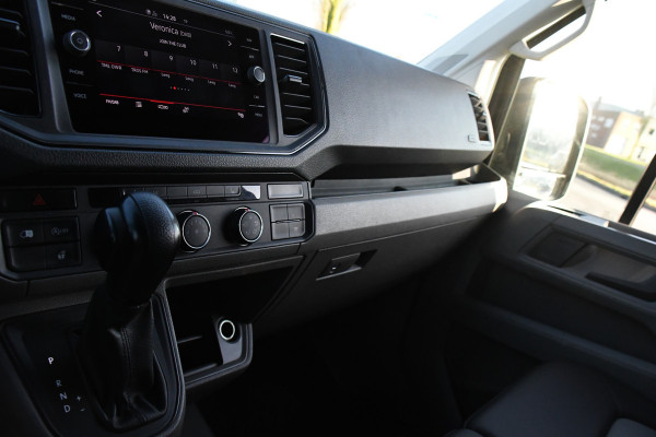 MAN TGE 3.180 35 2.0 L3H3 4x4 Black Edition Cruise, Camera, Carplay, LED, Stoelverwarming, Leder, Trekhaak, Multimedia, Stuurverwarming, Uniek!