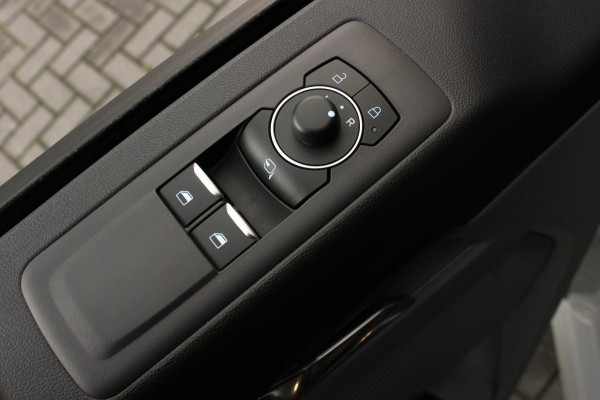 Ford Transit Custom 2.0 TDCI L2H1 170PK Limited DC / DUBBEL CABINE / JB- EDITION / DRIVER ASSISTANCE PACK / 5- ZITS /MY2024/CAMERA
