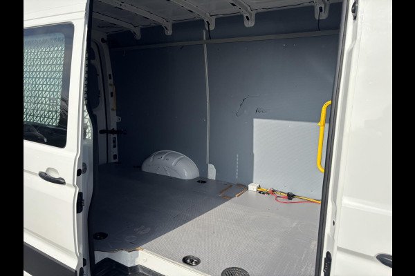Volkswagen Crafter 35 2.0 TDI L3H3*A/C*CRUISE*HAAK*CAM*TEL*3000KG TRG