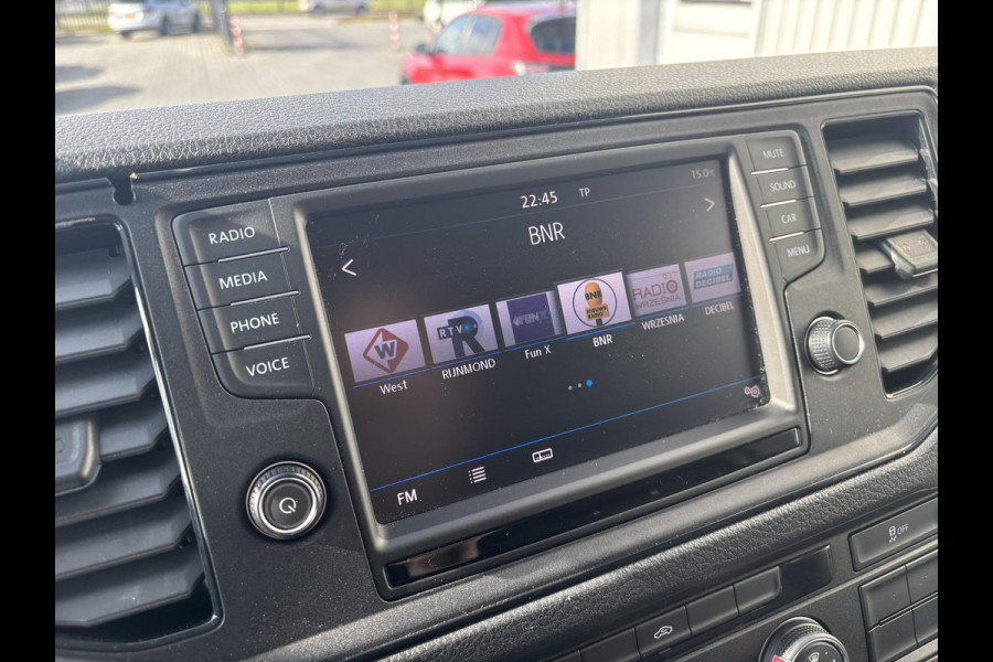 Volkswagen Crafter 35 2.0 TDI L3H3*A/C*CRUISE*HAAK*CAM*TEL*3000KG TRG