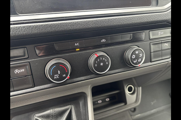 Volkswagen Crafter 2.0 TDI L3H2*AUTOM.*CARPLAY*A/C*NAVI*HAAK*CAMERA*
