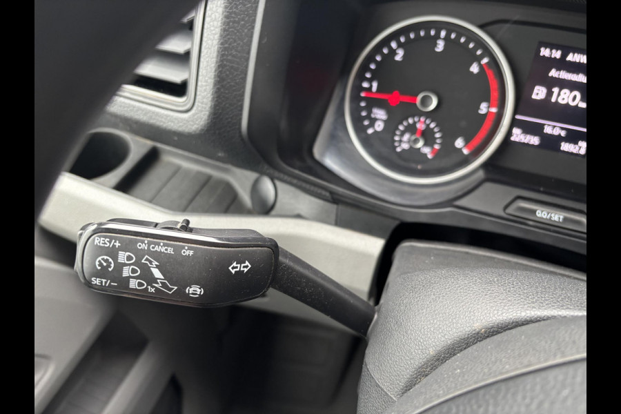 Volkswagen Crafter 2.0 TDI L3H2*AUTOM.*CARPLAY*A/C*NAVI*HAAK*CAMERA*