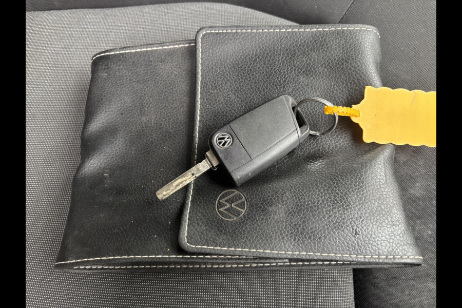 Volkswagen Crafter 2.0 TDI L3H2*AUTOM.*CARPLAY*A/C*NAVI*HAAK*CAMERA*