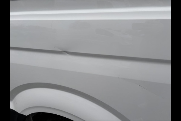 Volkswagen Crafter 2.0 TDI L3H2*AUTOM.*CARPLAY*A/C*NAVI*HAAK*CAMERA*