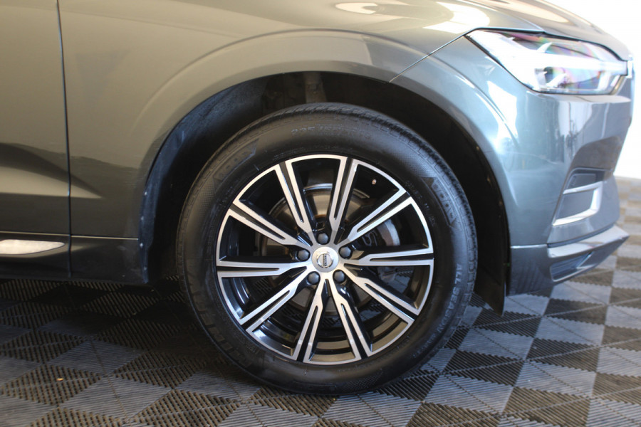 Volvo XC60 2.0 D4 Momentum |Pano|Stoel/stuur verw.|