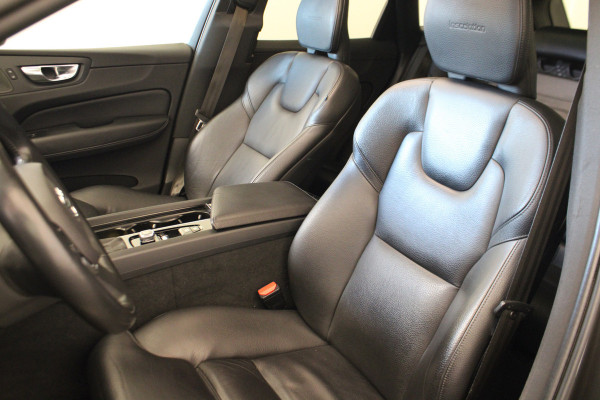 Volvo XC60 2.0 D4 Momentum |Pano|Stoel/stuur verw.|