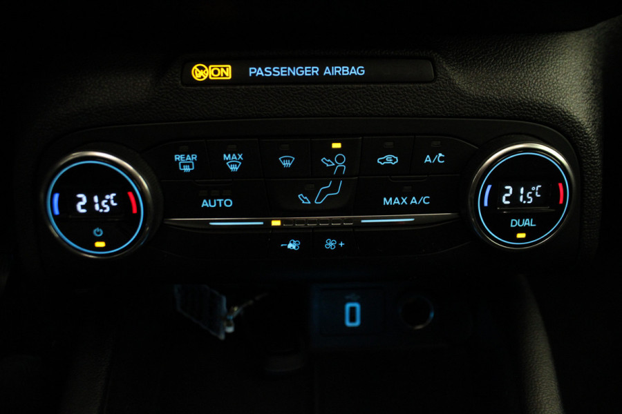 Ford FOCUS Wagon 1.0 EcoBoost Titanium Business |Pano|Camera|