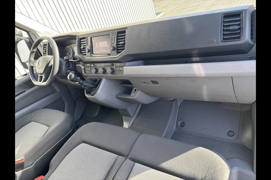 Volkswagen Crafter 35 2.0 TDI L3H3*A/C*CRUISE*NAV*HAAK*CAMERA*3500KG*