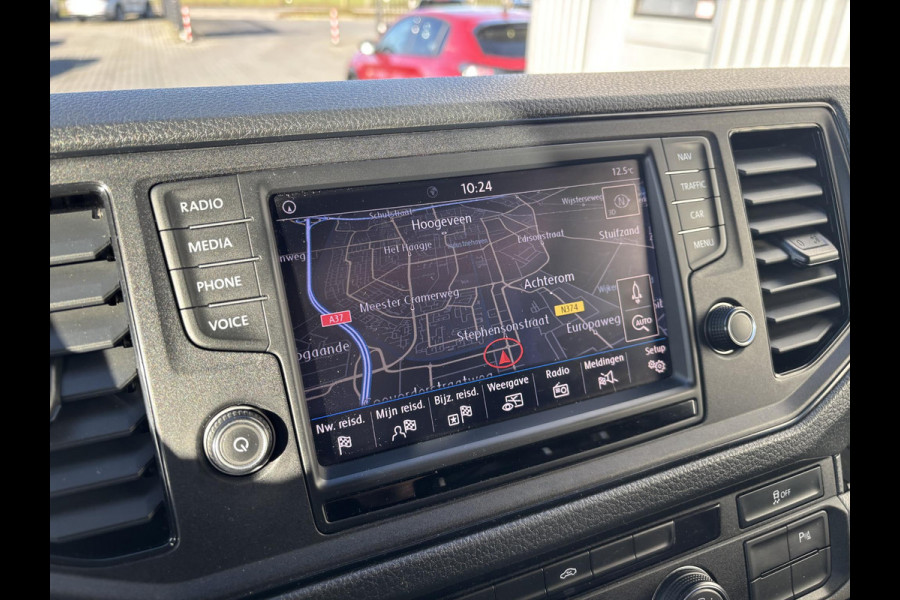 Volkswagen Crafter 35 2.0 TDI L3H3*A/C*CRUISE*NAV*HAAK*CAMERA*3500KG*