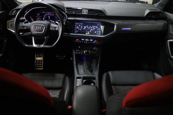 Audi RSQ3 Sportback TFSI RS Pano/B&O/Camera/Carplay/RSStoelen/BOMVOL