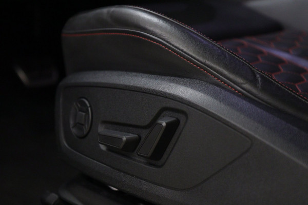 Audi RSQ3 Sportback TFSI RS Pano/B&O/Camera/Carplay/RSStoelen/BOMVOL