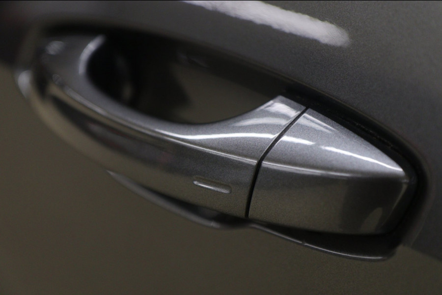 Audi RSQ3 Sportback TFSI RS Pano/B&O/Camera/Carplay/RSStoelen/BOMVOL