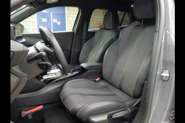 Peugeot e-2008 EV GT Avantage 54 kWh