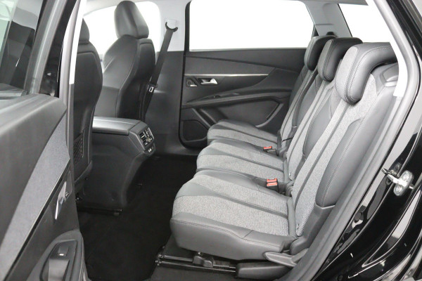 Peugeot 5008 1.2*CARPLAY*CRUISE*NAVI*CAM*7PERS.*HAAK*SPORT STOE