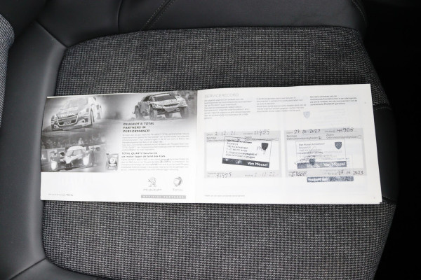 Peugeot 5008 1.2*CARPLAY*CRUISE*NAVI*CAM*7PERS.*HAAK*SPORT STOE