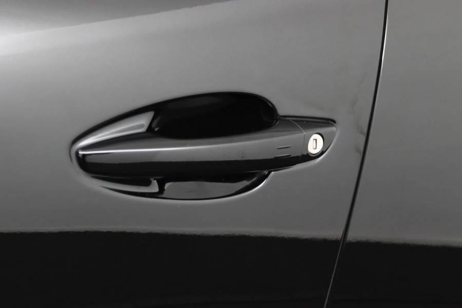 Peugeot 5008 1.2*CARPLAY*CRUISE*NAVI*CAM*7PERS.*HAAK*SPORT STOE