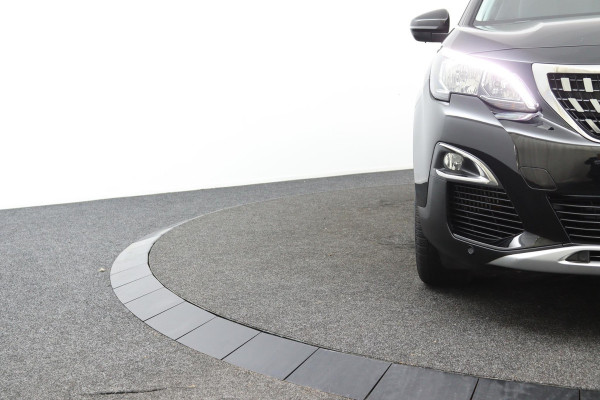 Peugeot 5008 1.2*CARPLAY*CRUISE*NAVI*CAM*7PERS.*HAAK*SPORT STOE