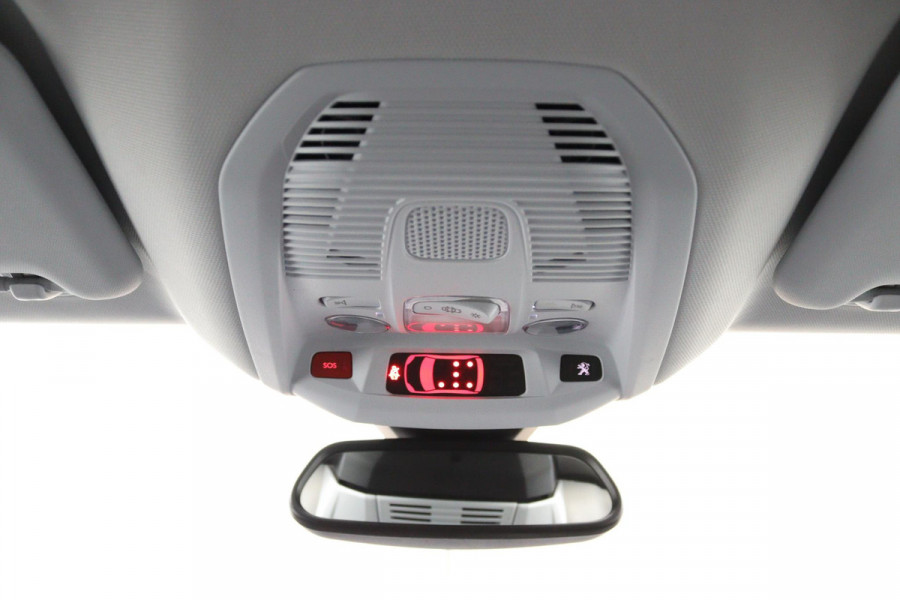 Peugeot 5008 1.2*CARPLAY*CRUISE*NAVI*CAM*7PERS.*HAAK*SPORT STOE