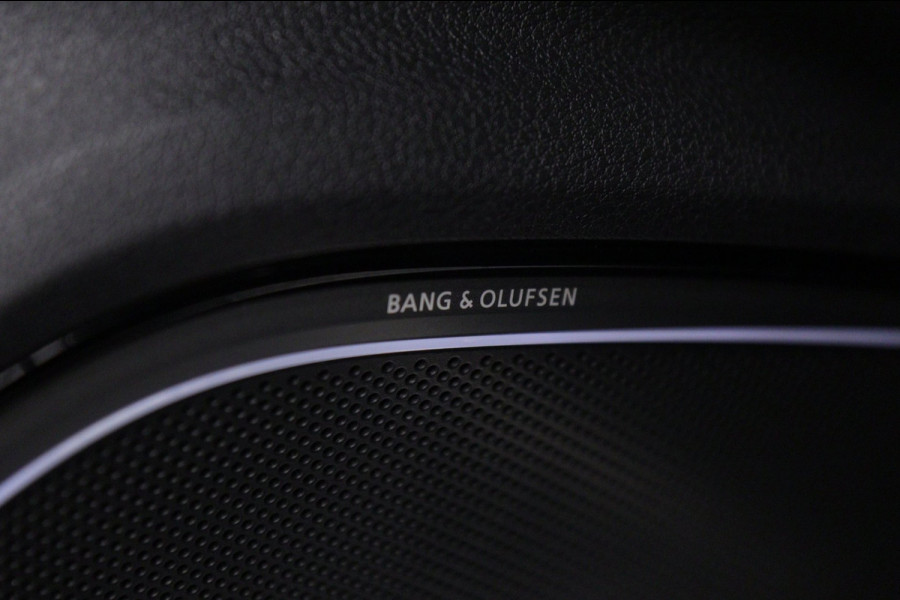 Audi A3 Limousine 2.5 TFSI RS 3 quattro PANO/B&O/RS Sportuitlaat/PERFORMANCE/Carplay/VOL