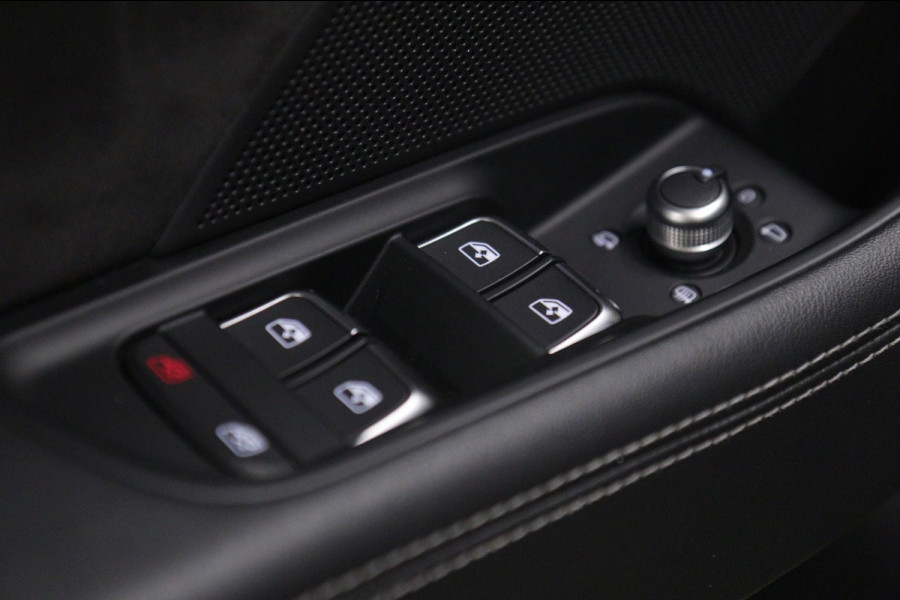 Audi A3 Limousine 2.5 TFSI RS 3 quattro PANO/B&O/RS Sportuitlaat/PERFORMANCE/Carplay/VOL